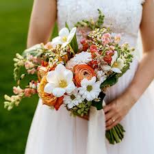 Last-Minute Brides in Nashville: How to Plan a Beautiful Wedding Fast (and Score Stunning Flowers at Nashville Flower Market)