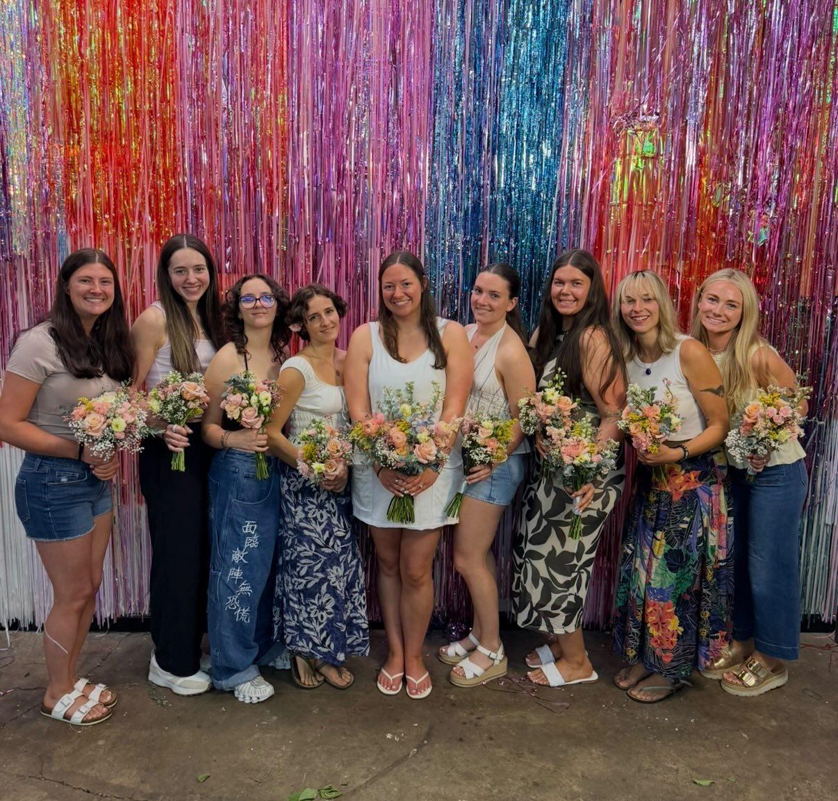 Top 5 Reasons DIY Brides Choose Nashville Flower Market for Their Wedding Flowers