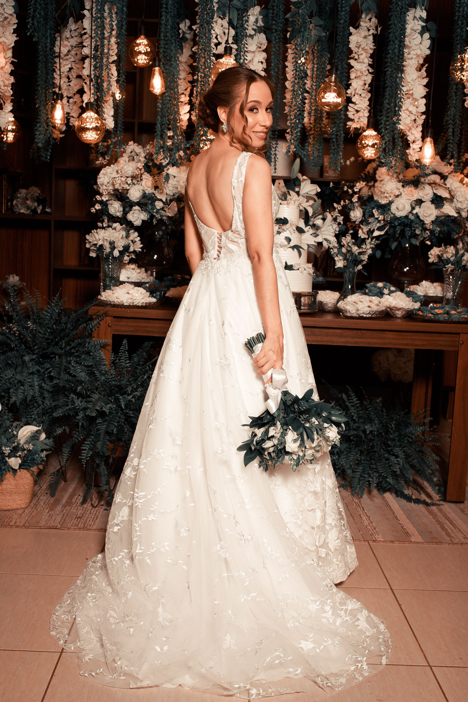 Nashville flower market bride
